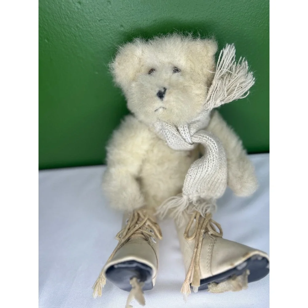 Vintage Hallmark Polar Bear Plush Ice Skater with Knit Scarf Cream White 8 Inch